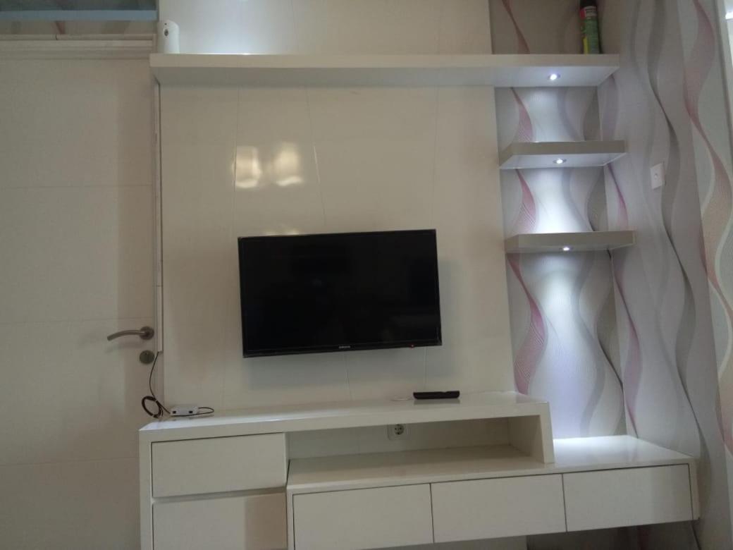 Apartemen Bassura City By Globy Property Jakarta Exterior photo