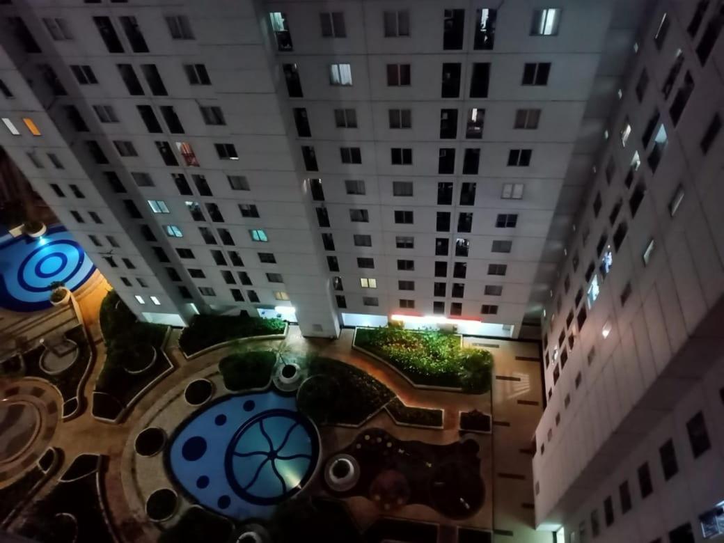 Apartemen Bassura City By Globy Property Jakarta Exterior photo